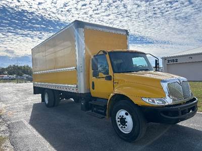 International MV607 Box Truck - 220HP, 6 Speed Automatic, Roll up Door