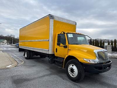 International MV607 Box Truck - 220HP, 6 Speed Automatic, Roll up Door