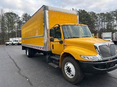 International MV607 Box Truck - 220HP, 6 Speed Automatic, Roll up Door