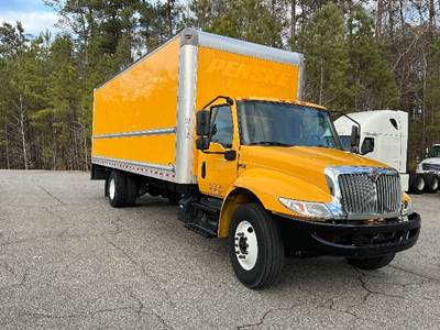 International MV607 Box Truck - 220HP, 6 Speed Automatic, Roll up Door