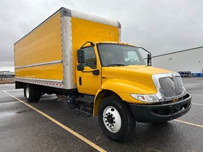 International MV607 Box Truck - 220HP, 6 Speed Automatic, Roll up Door