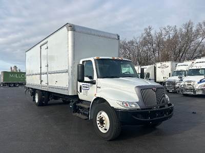 International MV607 Box Truck - 220HP, 6 Speed Automatic, Roll up Door