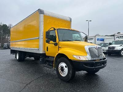International MV607 Box Truck - 220HP, 6 Speed Automatic, Roll up Door