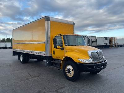 International MV607 Box Truck - 220HP, 6 Speed Automatic, Roll up Door