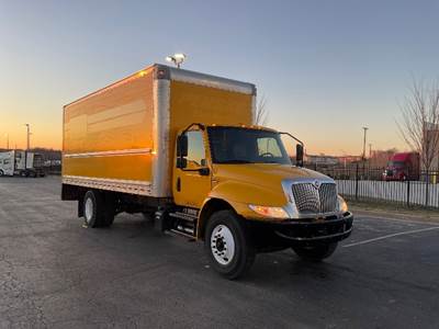 International MV607 Box Truck - 220HP, 6 Speed Automatic, Roll up Door