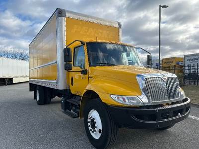 International MV607 Box Truck - 220HP, 6 Speed Automatic, Roll up Door