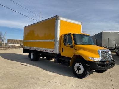 International MV607 Box Truck - 220HP, 6 Speed Automatic, Roll up Door