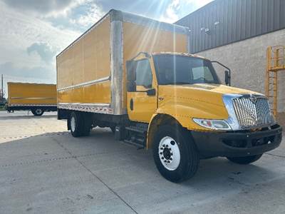 International MV607 Box Truck - 220HP, 6 Speed Automatic, Roll up Door
