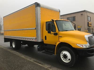 International MV607 Box Truck - 220HP, 6 Speed Automatic, Roll up Door