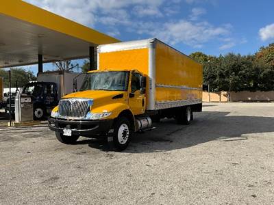 International MV607 Box Truck - 220HP, 6 Speed Automatic, Roll up Door