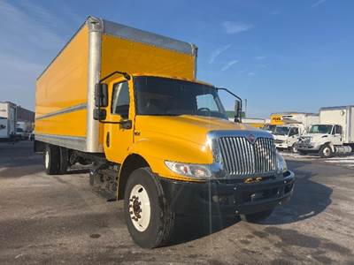 International MV607 Box Truck - 220HP, 6 Speed Automatic, Roll up Door