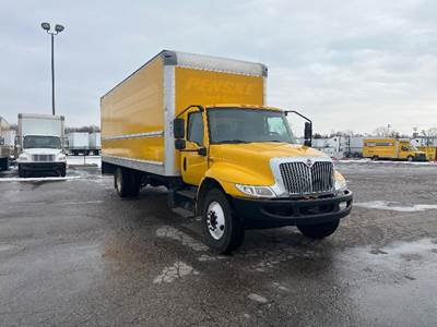 International MV607 Box Truck - 220HP, 6 Speed Automatic, Roll up Door