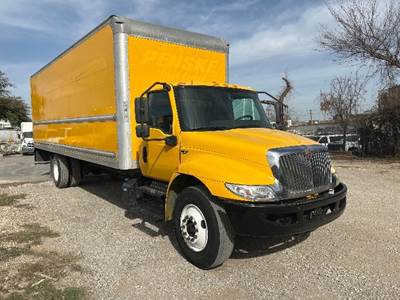 International MV607 Box Truck - 220HP, 6 Speed Automatic, Roll up Door