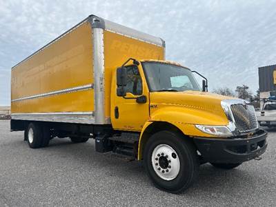 International MV607 Box Truck - 220HP, 6 Speed Automatic, Roll up Door