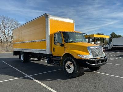 International MV607 Box Truck - 220HP, 6 Speed Automatic, Roll up Door