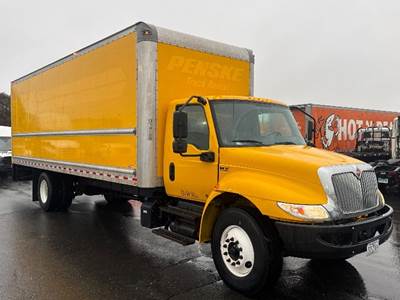 International MV607 Box Truck - 220HP, 6 Speed Automatic, Roll up Door