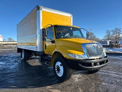 International MV607 Box Truck - 220HP, 6 Speed Automatic, Roll up Door
