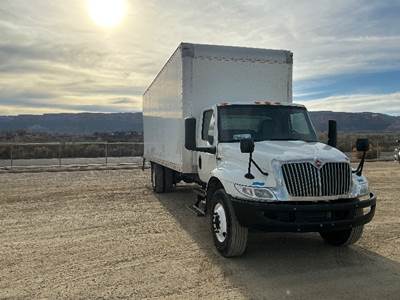 International MV607 Box Truck - 220HP, 6 Speed Automatic, Roll up Door