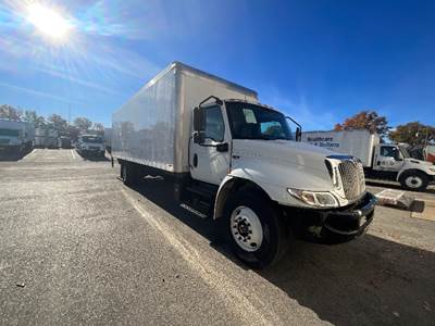 International MV607 Box Truck - 220HP, 6 Speed Automatic, Roll up Door