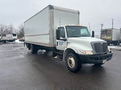International MV607 Box Truck - 220HP, 6 Speed Automatic, Roll up Door