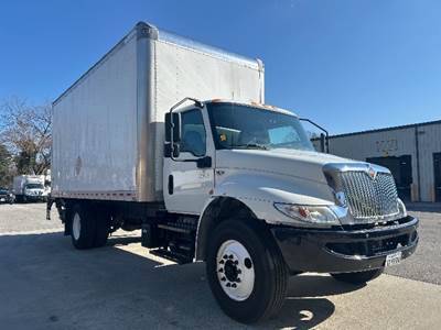 International MV607 Box Truck - 220HP, 7 Speed Automatic, Roll up Door