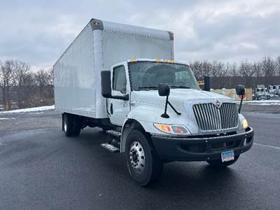 International MV607 Box Truck - 220HP, 6 Speed Automatic, Roll up Door