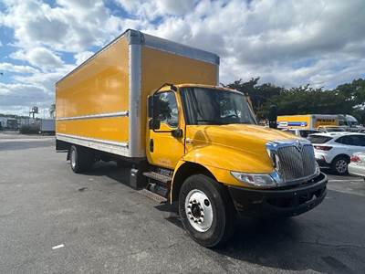 International MV607 Box Truck - 220HP, 6 Speed Automatic, Roll up Door