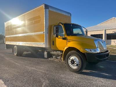 International MV607 Box Truck - 220HP, 6 Speed Automatic, Roll up Door