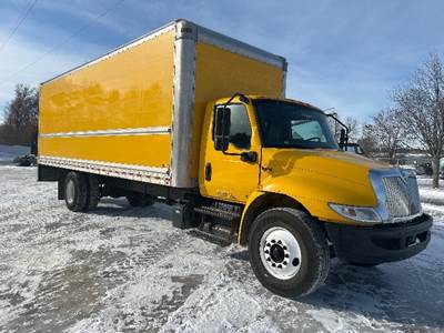 International MV607 Box Truck - 220HP, 6 Speed Automatic, Roll up Door