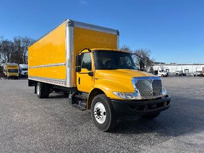 International MV607 Box Truck - 220HP, 6 Speed Automatic, Roll up Door