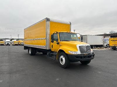 International MV607 Box Truck - 220HP, 6 Speed Automatic, Roll up Door