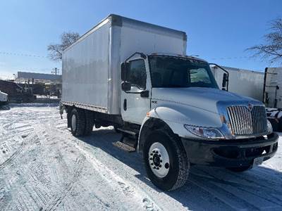 International MV607 Box Truck - 220HP, 6 Speed Automatic, Roll up Door
