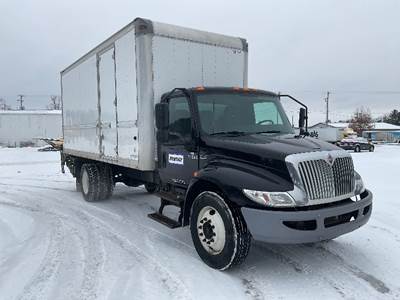 International MV607 Box Truck - 220HP, 6 Speed Automatic, Roll up Door