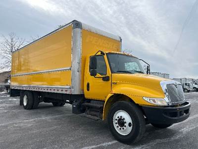 International MV607 Box Truck - 220HP, 6 Speed Automatic, Roll up Door