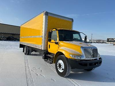 International MV607 Box Truck - 220HP, 6 Speed Automatic, Roll up Door