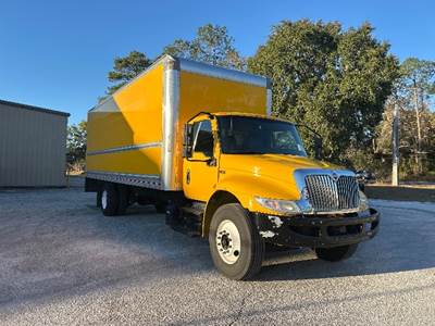 International MV607 Box Truck - 220HP, 6 Speed Automatic, Roll up Door