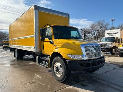 International MV607 Box Truck - 220HP, 6 Speed Automatic, Roll up Door
