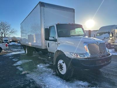 International MV607 Box Truck - 260HP, 6 Speed Automatic, Roll up Door