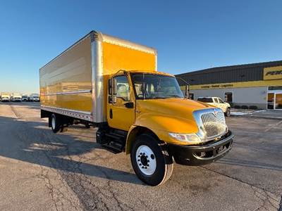 International MV607 Box Truck - 220HP, 6 Speed Automatic, Roll up Door