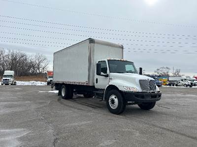 International MV607 Box Truck - 220HP, 7 Speed Automatic, Roll up Door