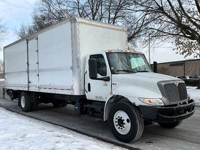 International MV607 Box Truck - 220HP, 6 Speed Automatic, Roll up Door