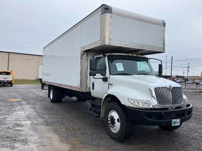 International MV607 Box Truck - 220HP, 6 Speed Automatic, Roll up Door