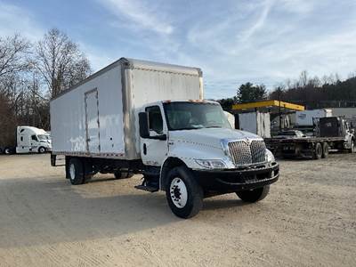 International MV607 Box Truck - 220HP, 6 Speed Manual, Roll up Door