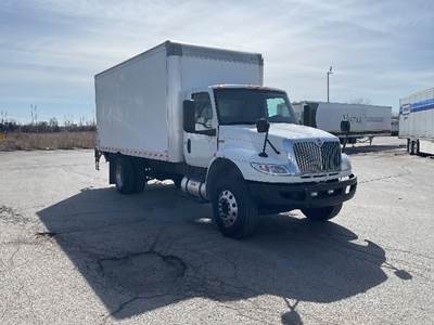 International MV607 Box Truck - 220HP, 6 Speed Automatic, Roll up Door