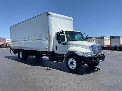 International MV607 26 ft Box Truck - 220HP, 7 Speed Automatic, Roll up Door