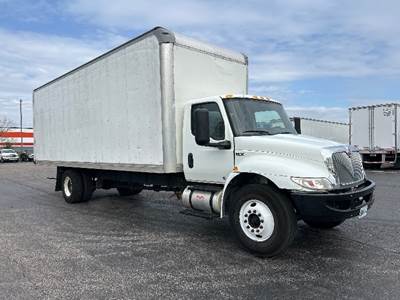 International MV607 Box Truck - 220HP, 7 Speed Automatic, Roll up Door