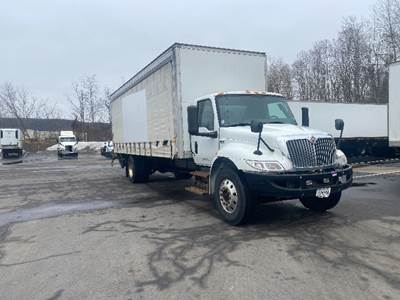 International MV607 Box Truck - 220HP, 6 Speed Automatic, Roll up Door