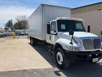 International MV607 Box Truck - 220HP, 6 Speed Automatic, Roll up Door