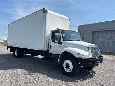 International MV607 Box Truck - 220HP, 6 Speed Automatic, Roll up Door