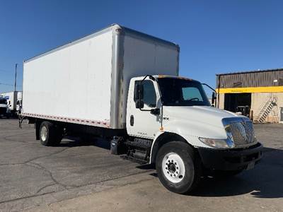 International MV607 Box Truck - 220HP, 6 Speed Automatic, Roll up Door